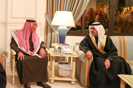 سمو محافظ الجنوبية يقدم واجب العزاء في وفاة الأمير بندر بن محمد بن عبدالرحمن