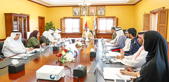 HH the Southern Governor Discuses Development Projects with Ministry of Works